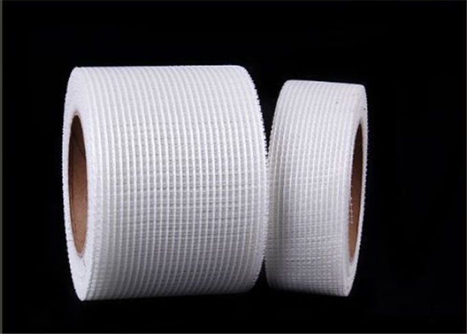 petit pain large de Mesh Self Adhesive Drywall 90m de fabrication de fibre de verre de 50mm 0