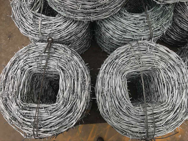 HBGB 6 torsion d'inverse de barbelé galvanisée de pouce par 2.6mm 0