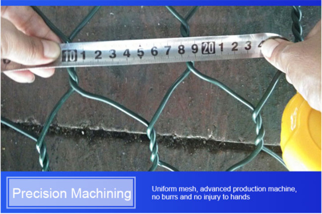 La pierre triple de torsion a rempli zingage 245g/M2 tissé des paniers 2x1x1m de Gabion de fil 1