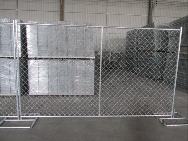Le jet argenté provisoire extérieur lisse de Panel 6x12 de barrière de la construction 8×10 a peint 1